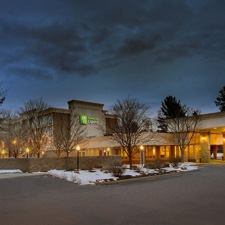 Holiday Inn Express Poughkeepsie By Ihg Esterno foto