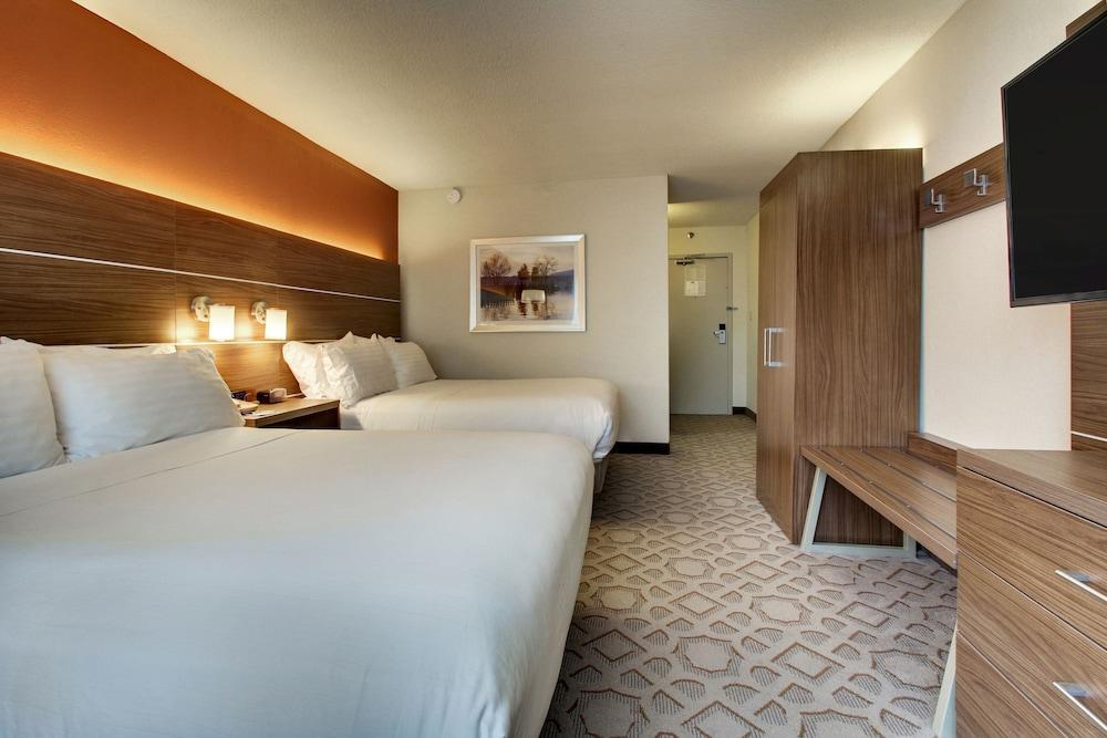 Holiday Inn Express Poughkeepsie By Ihg Esterno foto