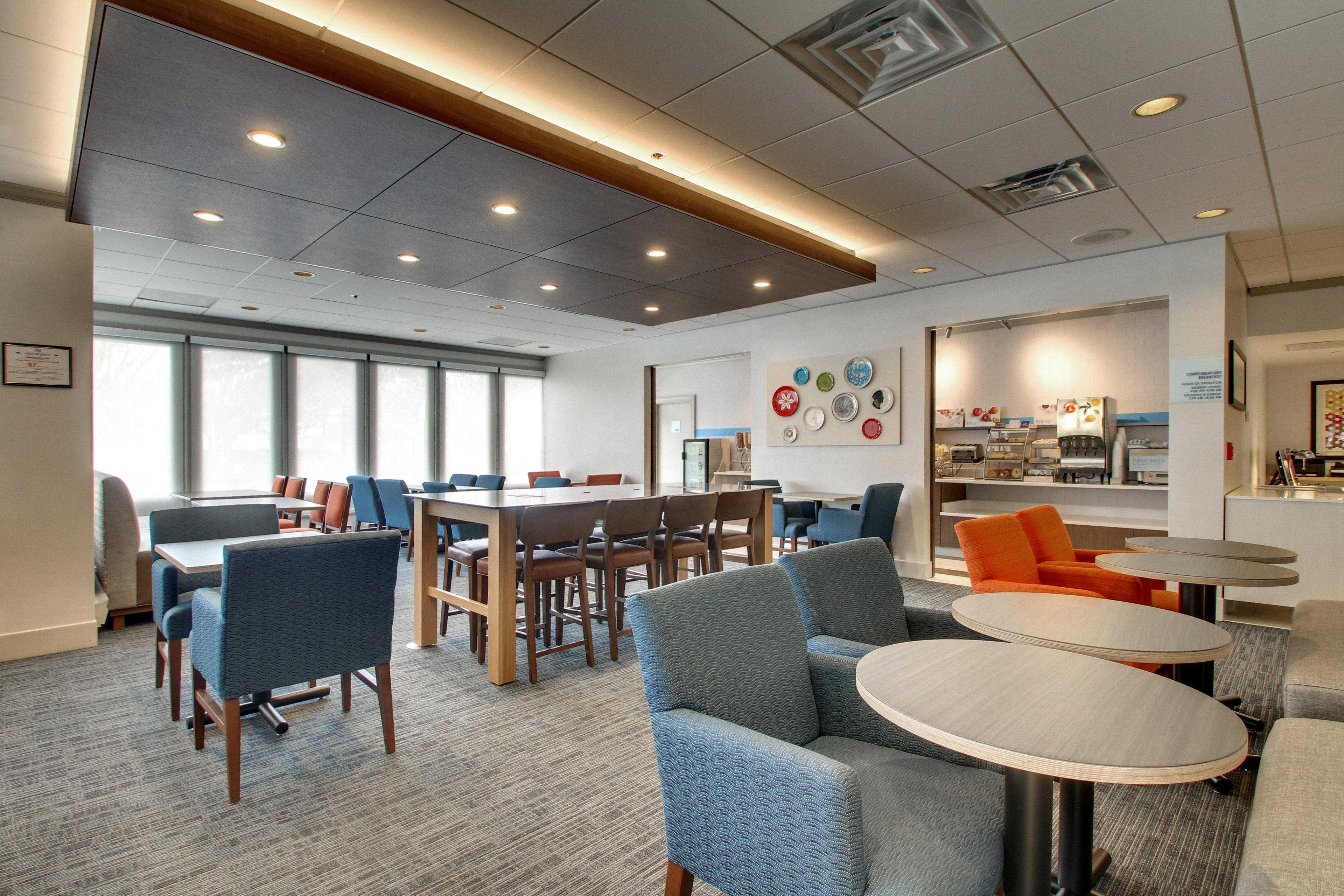 Holiday Inn Express Poughkeepsie By Ihg Esterno foto