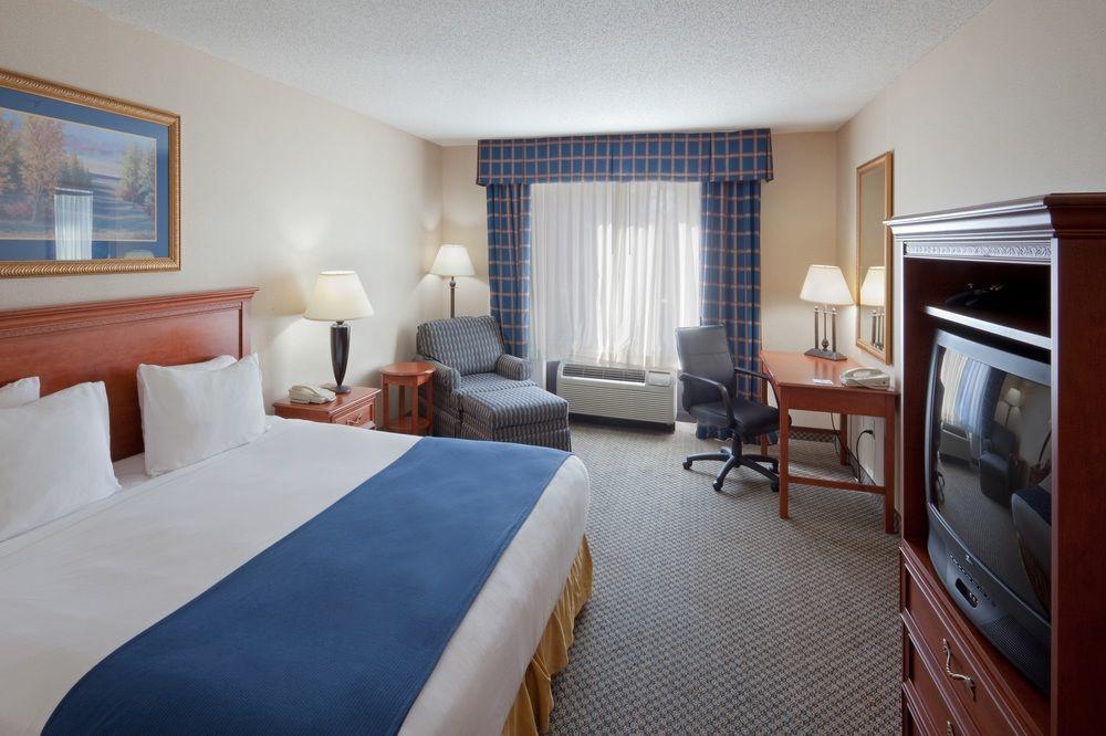 Holiday Inn Express Poughkeepsie By Ihg Esterno foto