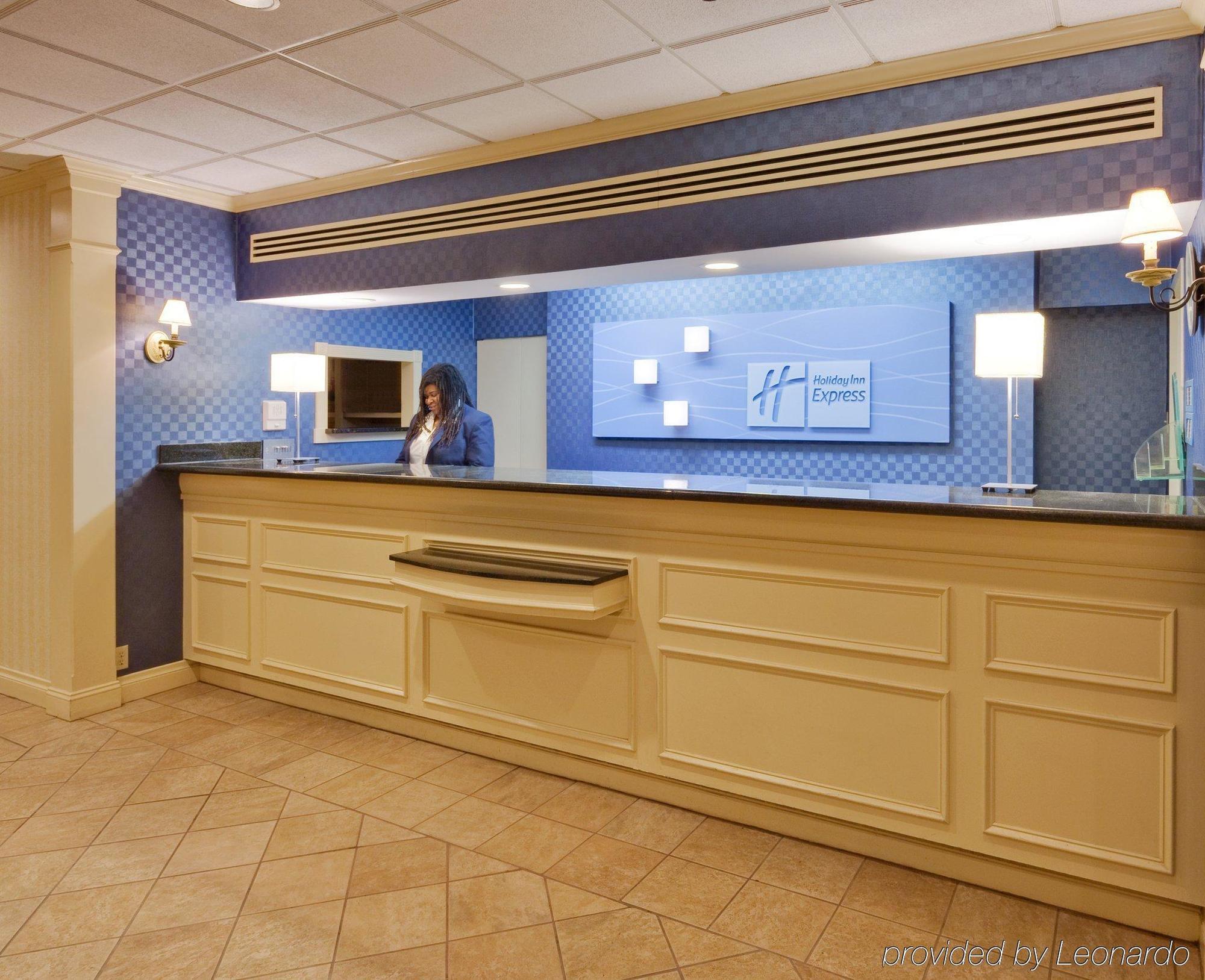 Holiday Inn Express Poughkeepsie By Ihg Esterno foto
