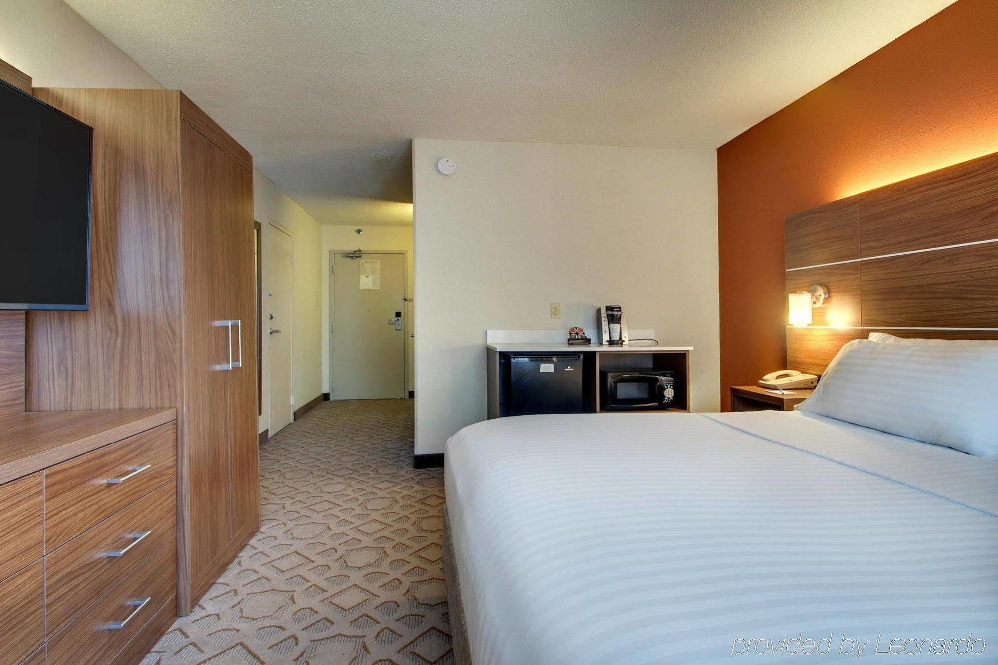 Holiday Inn Express Poughkeepsie By Ihg Esterno foto