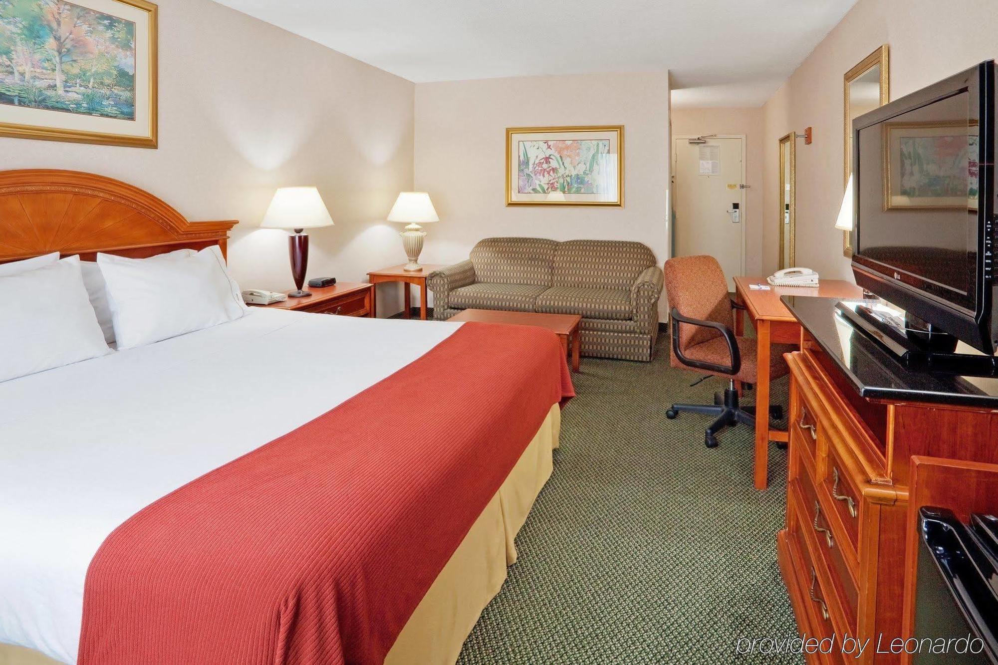 Holiday Inn Express Poughkeepsie By Ihg Esterno foto